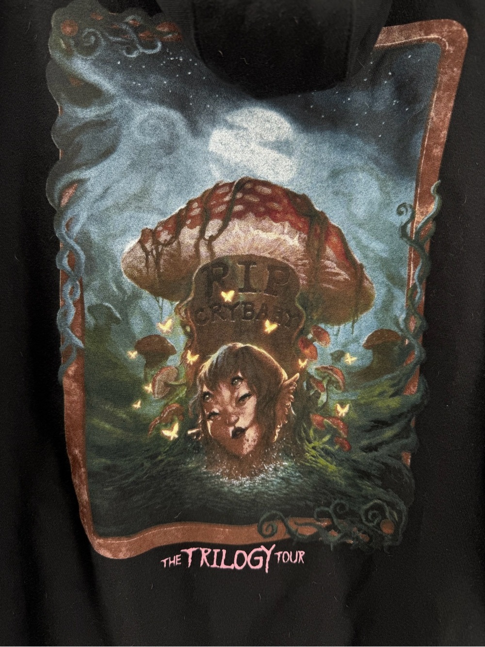 Melanie Martinez Trilogy Tour RIP Crybaby Hoodie Black Size XL Concert Merch Y2K - Picture 8 of 8